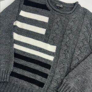 Tivoli of Ireland Unisex Gray and Black Crewneck Knit Wool Blend Sweater